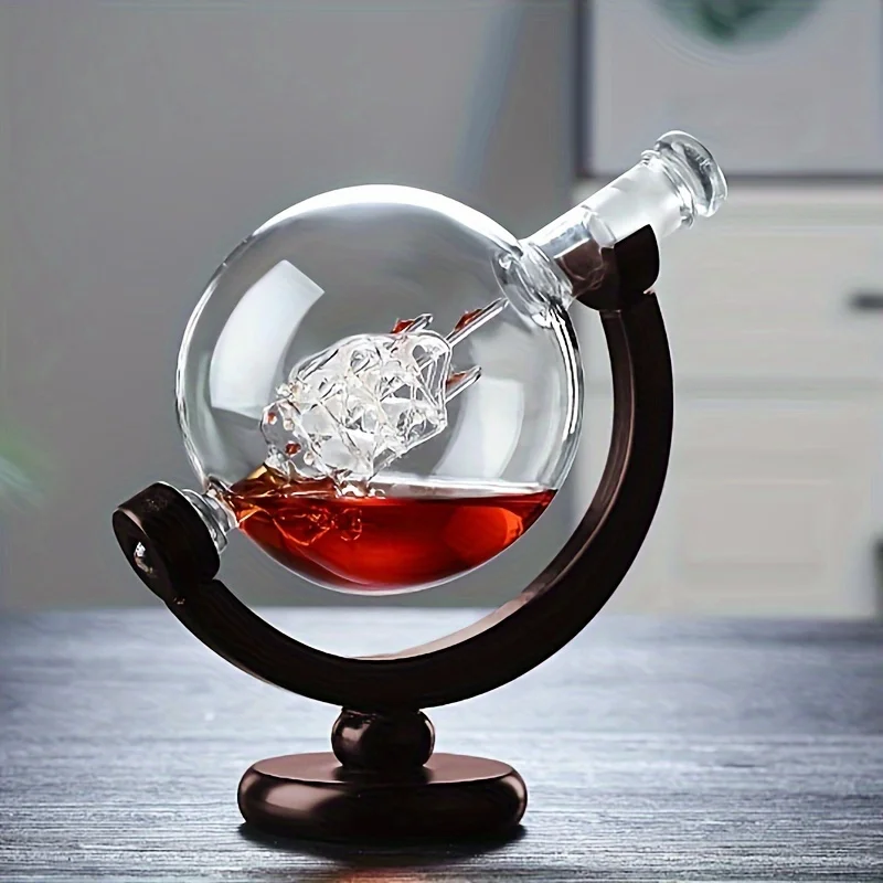 Globe Shaped Whiskey Decanter  - Bitters Bottle Set のレビューと価格