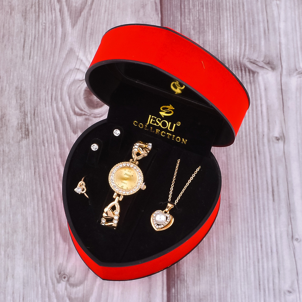 2025 New Women Bracelet Watch  - Bar Cart Gold のレビューと価格
