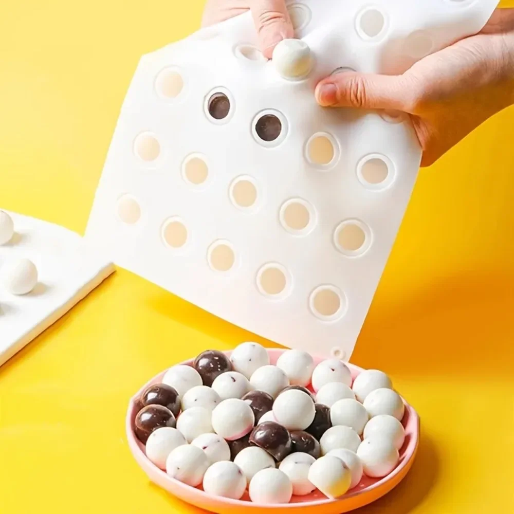 Mini Round Ball Shape Silicone - Ice Mold Sphere のレビューと価格