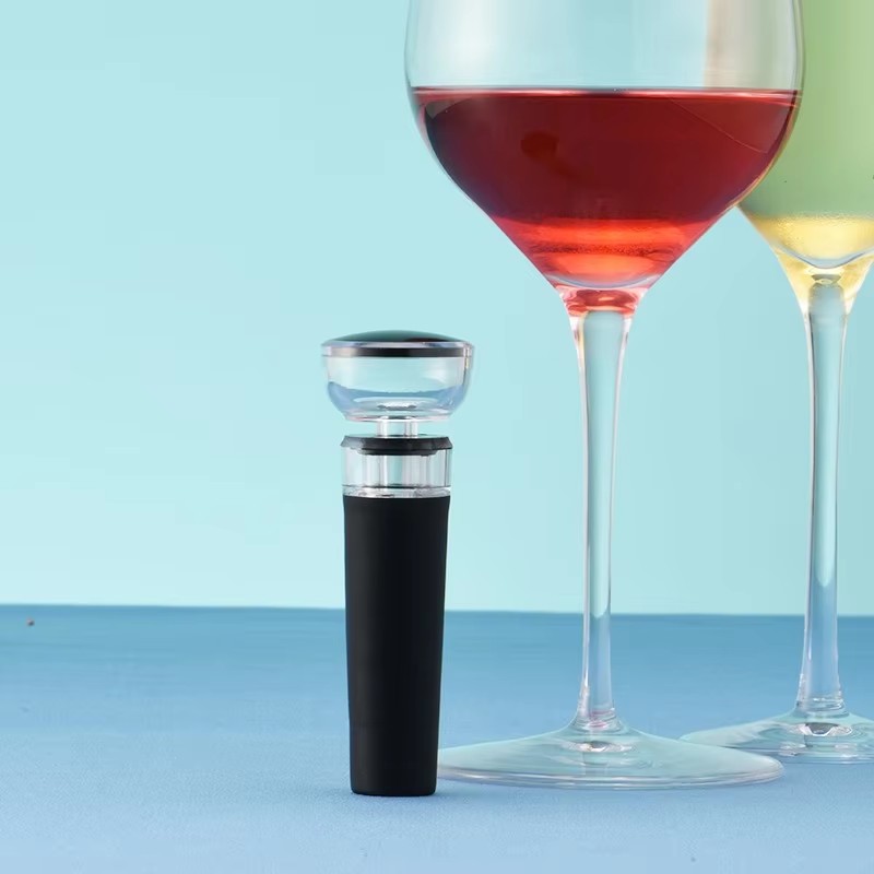 Leak-Free Wine Bottle Sealer V - Wine Preservation Pump のレビューと価格