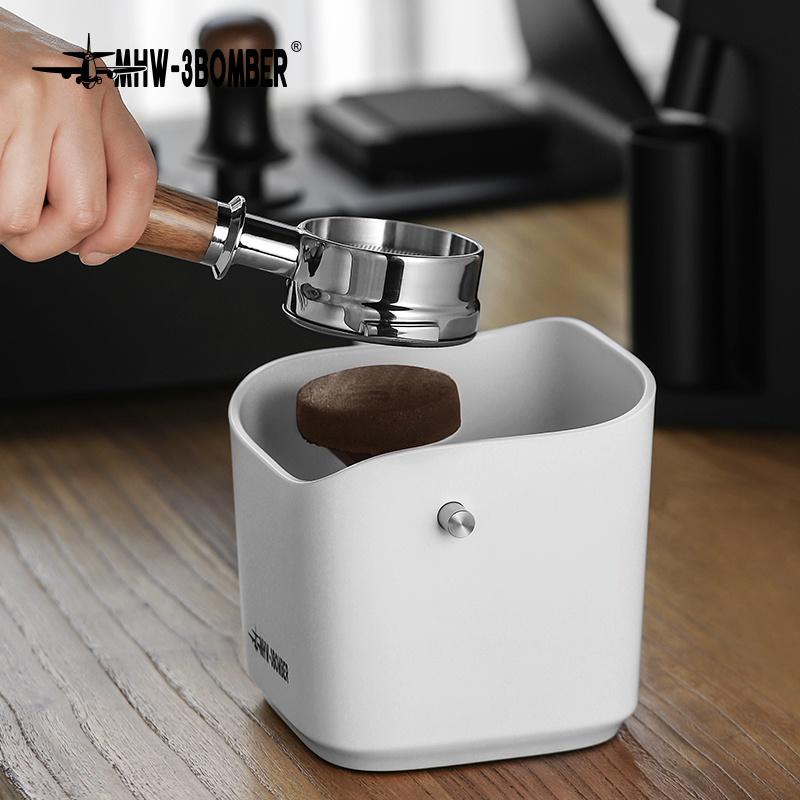 MHW-3BOMBER 1.2L Square Coffee - Home Bar Shelf のレビューと価格