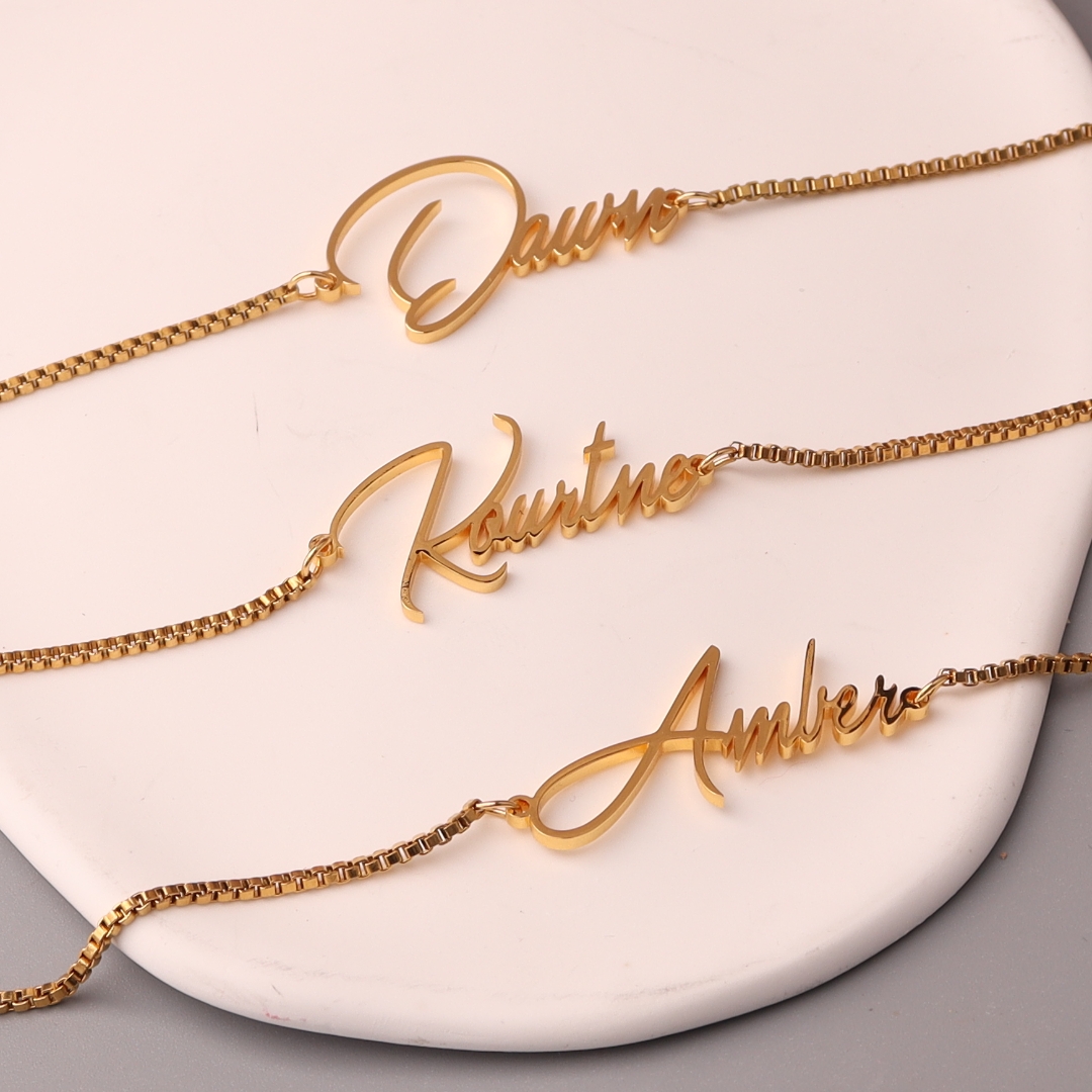 Personalised Gold Name Necklac - Bar Cart Gold のレビューと価格