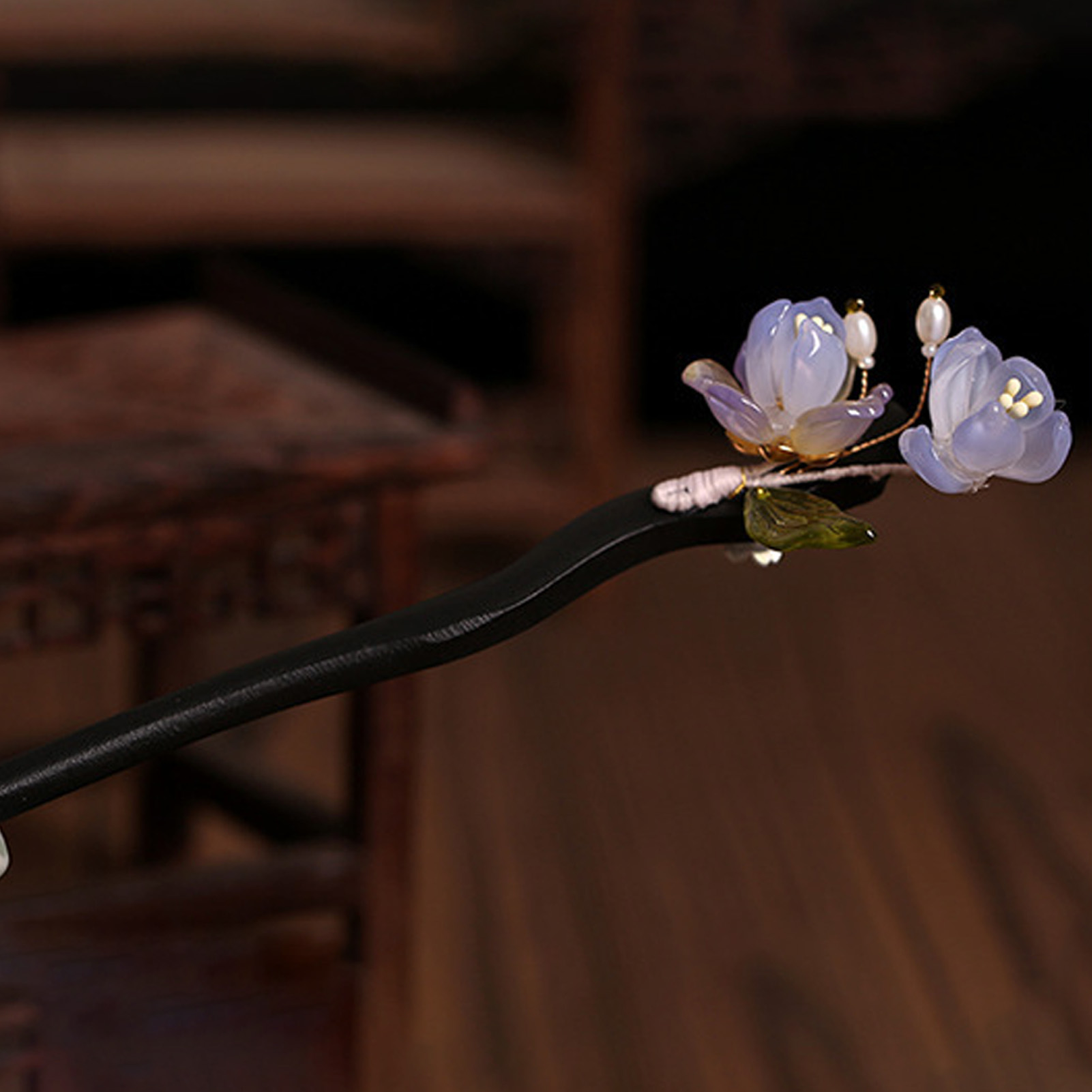 Vintage Wooden Flower Hairpin  - Old Fashioned Glass のレビューと価格
